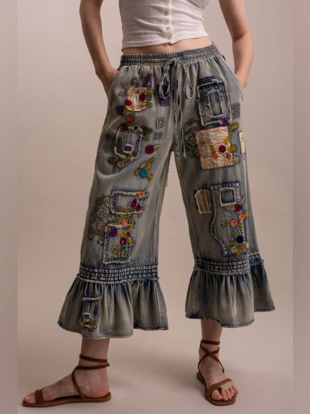3 Left!! N1 Bluevelvet 🔥Embroidered Ruffle-Hem Wide Leg Jeans - Picture 4 of 9